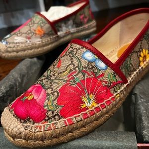 100% AUTHENTIC GUCCI Supreme GG Flora/Miro Soft Ebony Multi/Ross 36.5